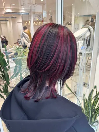 ミディアム ⚜️ウルフカット⚜️ タナミ　ミハルのヘアスタイル