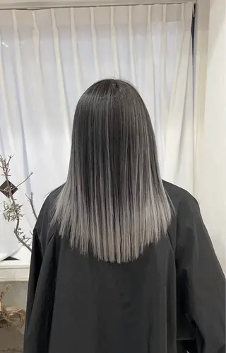 ミディアム カラー ROBIN所属・指名数No.1 /NAOYAのヘアスタイル