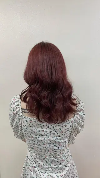 ミディアム サロウィン新宿三丁目East所属・💕冬モテ×上品色気 モテヘア💕山田航介のヘアスタイル