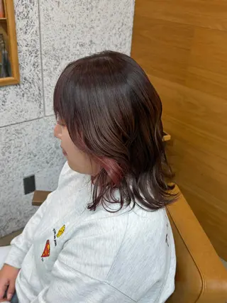 ミディアム SEE-SAW． MANAKAのヘアスタイル