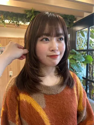 ロング 加藤 真穂のヘアスタイル