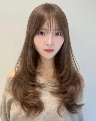 カラー 韓国風暗髪🪽 THEATER札幌のヘアスタイル