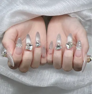ネイル Lee Nails チップ長さだし専門店のネイルデザイン