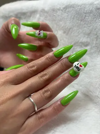 ネイル FlyingSeep 🐑kaho💟🌈のネイルデザイン