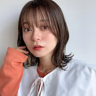 ミディアム カラー 梅田美容室 山崎海波のヘアスタイル