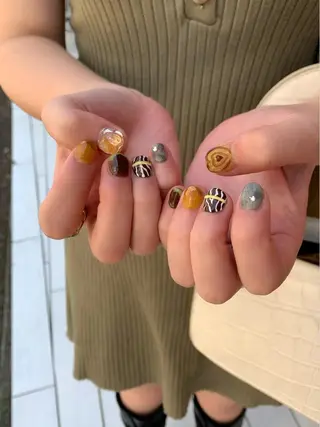 ネイル 鈴木 まゆのネイルデザイン