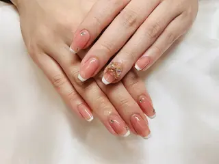 ネイル Ui_Amor (パラジェル)のネイルデザイン