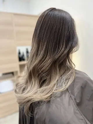 ロング カラー noa.所属・noa. 高橋タツヤのヘアスタイル