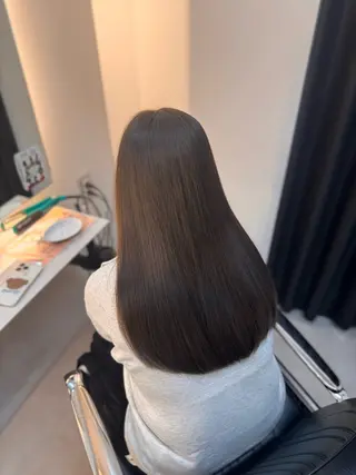 カラー 谷口 真衣のヘアスタイル