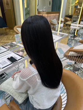 カラー 🐈‍⬛rizu🎀 縮毛矯正、艶カラーのヘアスタイル