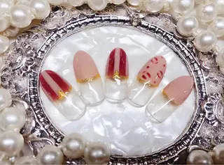 ネイル マジックミラー所属・マジック ミラーのネイルデザイン