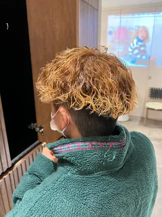 ショート パーマ メンズ fifth JINGUMAE所属・波巻きスパイラルパー マ/シャドウパーマ駿のヘアスタイル