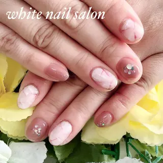 ネイル white nail salonのネイルデザイン