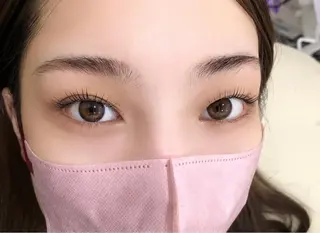 ネイル マツエク・マツパ アイブロウ Nail&eye Belire 新宿のネイルデザイン