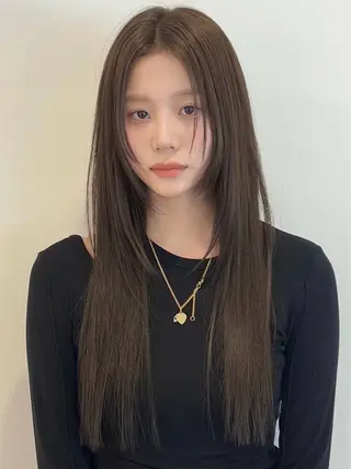 ロング カラー IS所属・横浜美容室/透明感 カラー/レイヤーのヘアスタイル