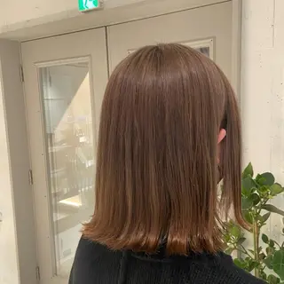 ミディアム カラー カジュアルを女っぽく 𝗮𝘆𝗮𝗰𝗼のヘアスタイル
