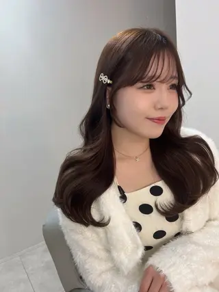 セミロング 韓国モテhair🍑 momoのヘアスタイル
