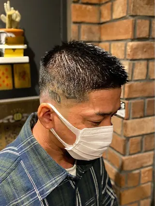 ショート BEYOND THE BARBER所属・阿賀 佑季のヘアスタイル