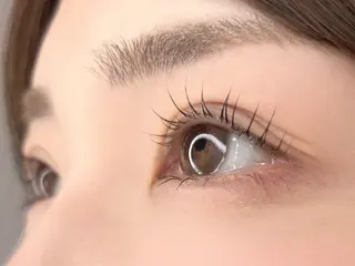 マツエク・マツパ le-la ルーラの眉毛・アイブロウイメージ