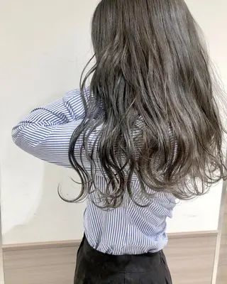 ロング カラー tuki yokohama所属・店長 小池アキトのヘアスタイル