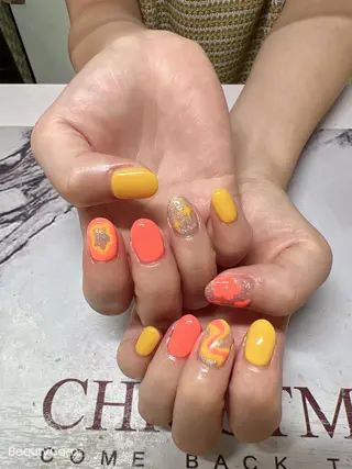 ネイル Guarendo錦糸町店所属・ガレンドウ 白澤 愛子のネイルデザイン