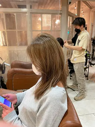 ロング 前平 友慈のヘアスタイル