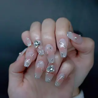 ネイル Queens PUPUのネイルデザイン