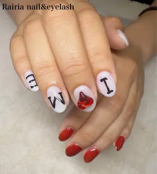 ネイル Rairia   nail所属・屋敷 理奈のネイルデザイン