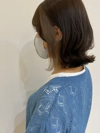 ミディアム カラー 杉原 まゆこのヘアスタイル
