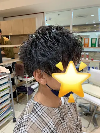 パーマ メンズ lore 金杉悠作のヘアスタイル