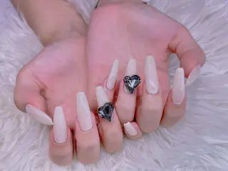 ネイル 美爪パラジェル導入店 Sunnilyのネイルデザイン