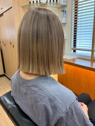 ミディアム 沖山 雄一のヘアスタイル