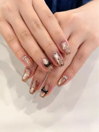 ネイル 岡崎 佑香のネイルデザイン