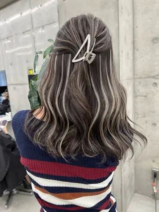 ロング 原田 瑠月のヘアスタイル