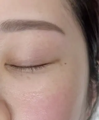 アイブロウ カワイイ保証🤍🪄 nanami.hの眉毛・アイブロウイメージ