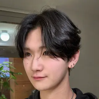 パーマ メンズ GO TODAY シェアサロン原宿 Verno所属・センターパート特化/ メンズカット/ヒロキのヘアスタイル