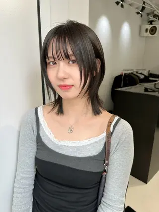 ミディアム カラー レイヤーカット/艶髪 ✨💭KIRARIのヘアスタイル