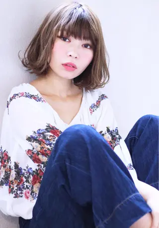 ミディアム 鎌倉 彩のヘアスタイル