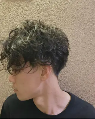 ミディアム パーマ HIRO GINZA BARBER SHOP 大阪所属・木村 りきのヘアスタイル