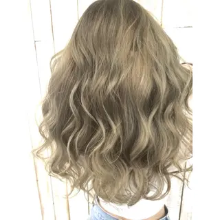ロング カラー 井上 一平のヘアスタイル
