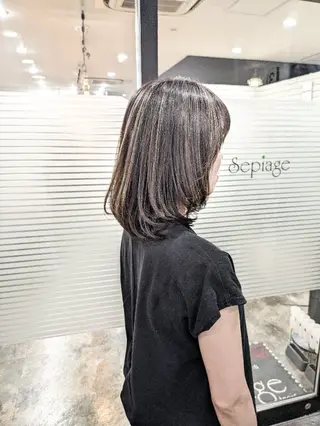 ミディアム カラー sepiage trois所属・酒井 亜希のヘアスタイル