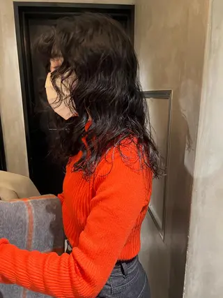 セミロング パーマ アンニュイヘア🪽 ayumiのヘアスタイル