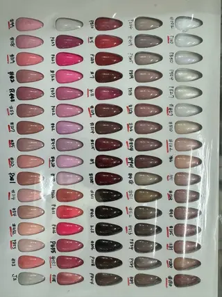 ネイル MAXKELLY SAEのネイルデザイン