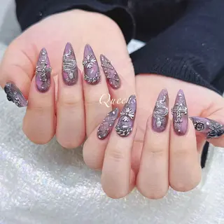 ネイル Queens 榊 まおのネイルデザイン