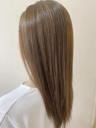 セミロング カラー 北山 なるみのヘアスタイル