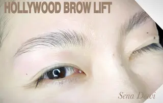 アイブロウ Sena Dewi Yukiの眉毛・アイブロウイメージ