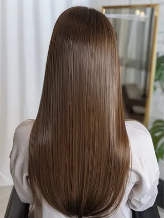 ロング ミルクティーベージュ 山本勝志のヘアスタイル