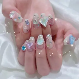 ネイル Kanon 🤍のネイルデザイン