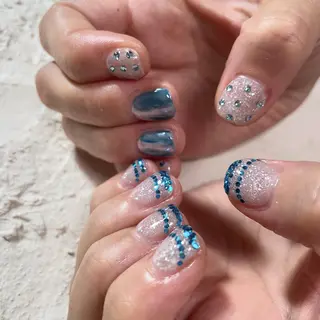 ネイル nail.gorin所属・吉村 優子のネイルデザイン