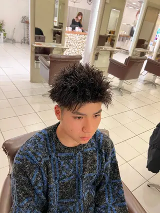 パーマ メンズ 郡山駅前メンズ特化 岩﨑大翼のヘアスタイル